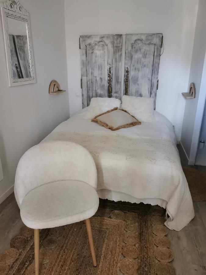 Au Poeme Du Chene, Logement Independant, Calme, Parking Gratuit Basse-Goulaine Buitenkant foto